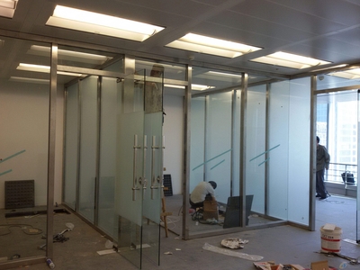 东丽区玻璃隔断行业领袖 专业品质与创新服务的典范